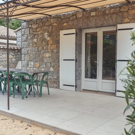 Holiday home Chateau De Chaussy *