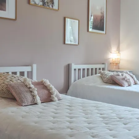Chateau De Chaussy Vakantiehuis *