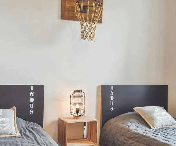 Chateau De Chaussy Ferienhaus